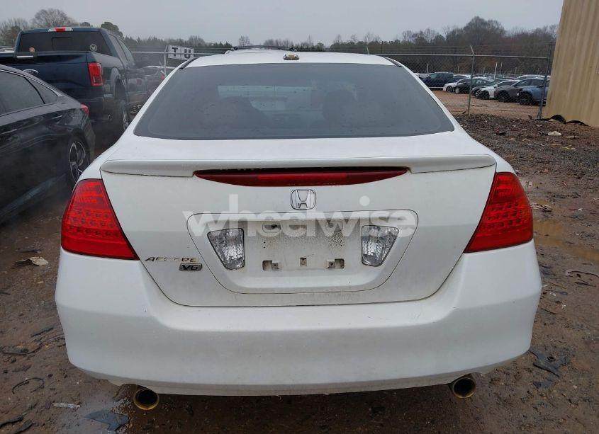 Photo 16 of 2006 Honda Accord 3.0 EX (VIN 1HGCM66886A036444)
