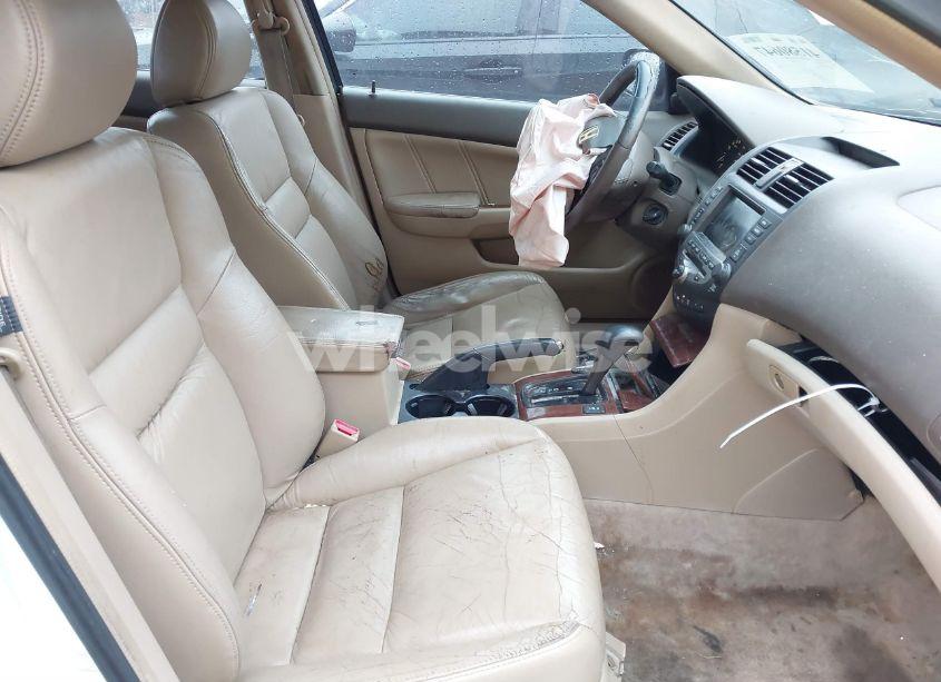 Photo 5 of 2006 Honda Accord 3.0 EX (VIN 1HGCM66886A036444)