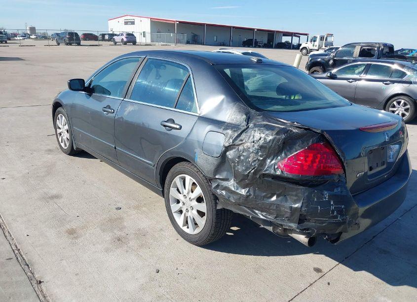 Photo 3 of 2006 Honda Accord 3.0 EX (VIN 1HGCM66886A049470)