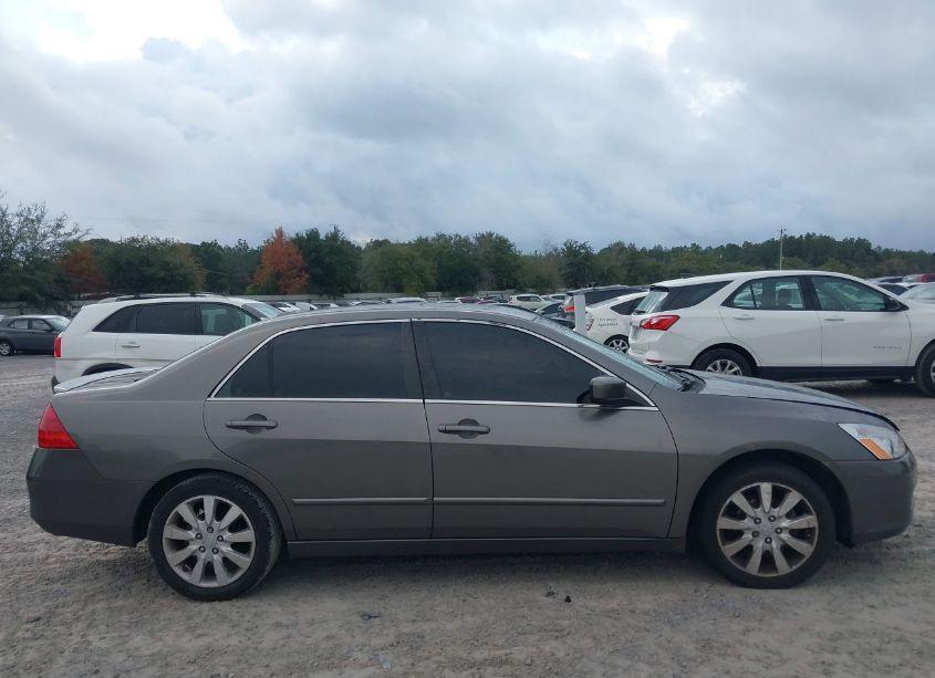 Photo 13 of 2006 Honda Accord 3.0 EX (VIN 1HGCM66886A060811)