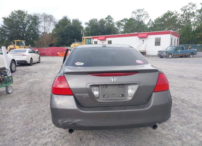 Photo 16 of 2006 Honda Accord 3.0 EX (VIN 1HGCM66886A060811)