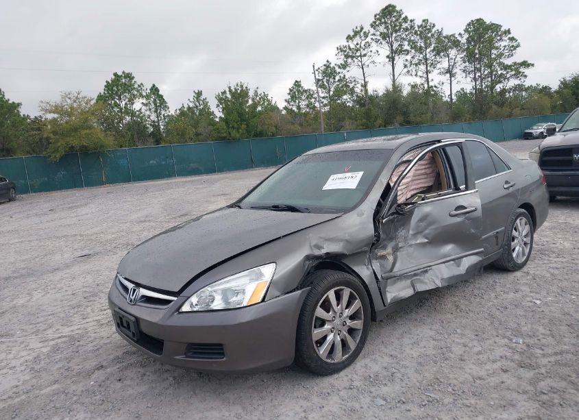 Photo 2 of 2006 Honda Accord 3.0 EX (VIN 1HGCM66886A060811)