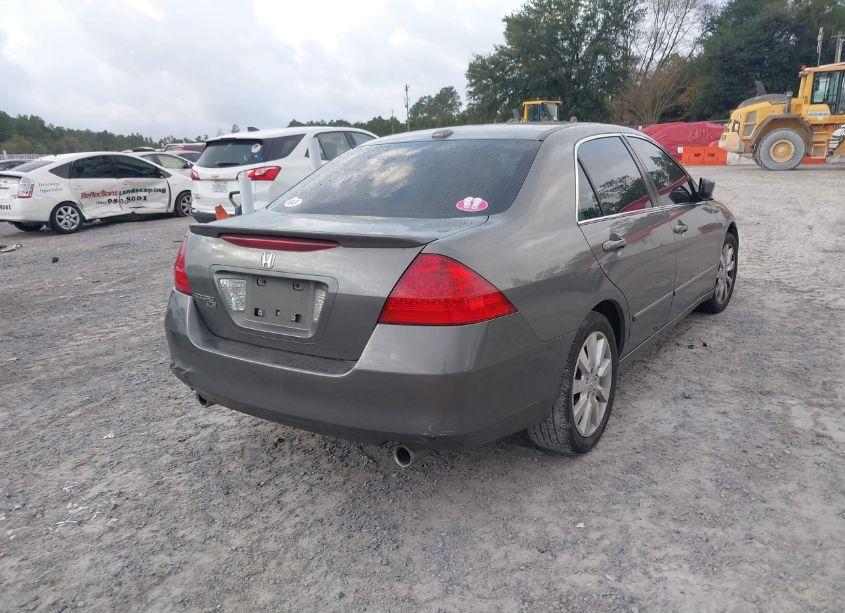 Photo 4 of 2006 Honda Accord 3.0 EX (VIN 1HGCM66886A060811)