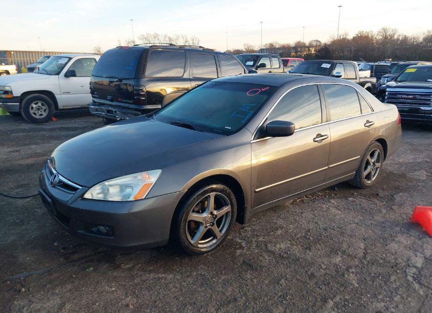 Photo 2 of 2006 Honda Accord SDN EX-L V6 WITH NAVI (VIN 1HGCM66886A063076)