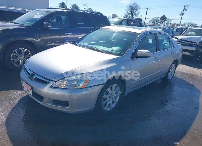 Photo 2 of 2006 Honda Accord 3.0 EX (VIN 1HGCM66886A064793)