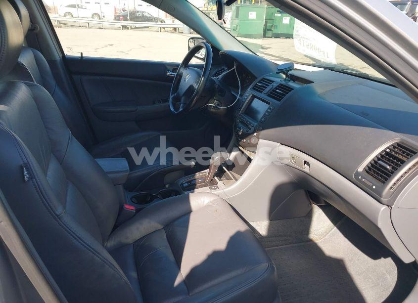 Photo 5 of 2006 Honda Accord 3.0 EX (VIN 1HGCM66886A064793)