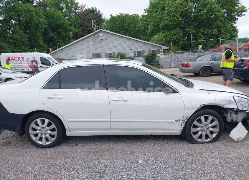 Photo 14 of 2006 Honda Accord 3.0 EX (VIN 1HGCM66886A071999)