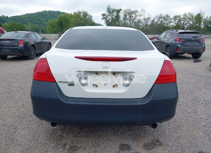 Photo 17 of 2006 Honda Accord 3.0 EX (VIN 1HGCM66886A071999)