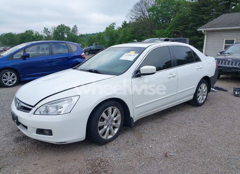 Photo 2 of 2006 Honda Accord 3.0 EX (VIN 1HGCM66886A071999)