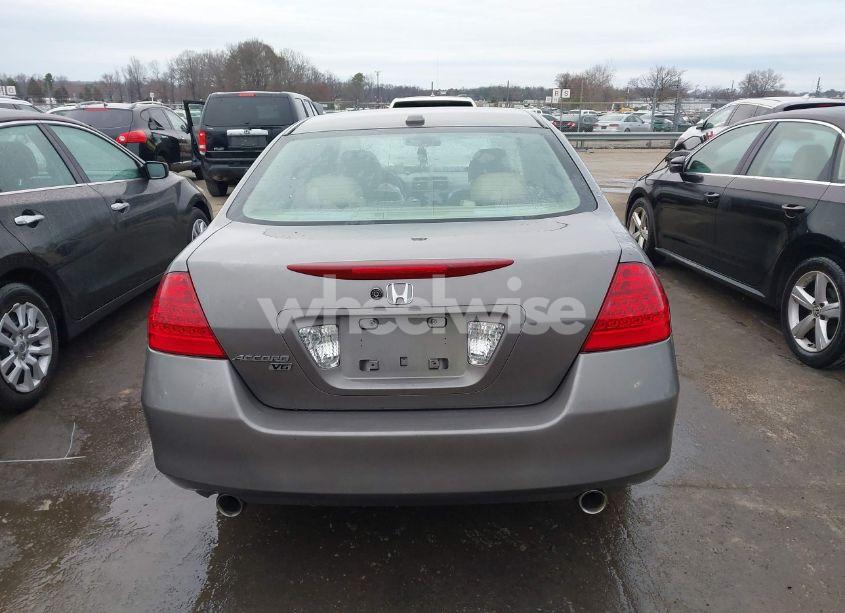 Photo 16 of 2007 Honda Accord 3.0 EX (VIN 1HGCM66887A026756)