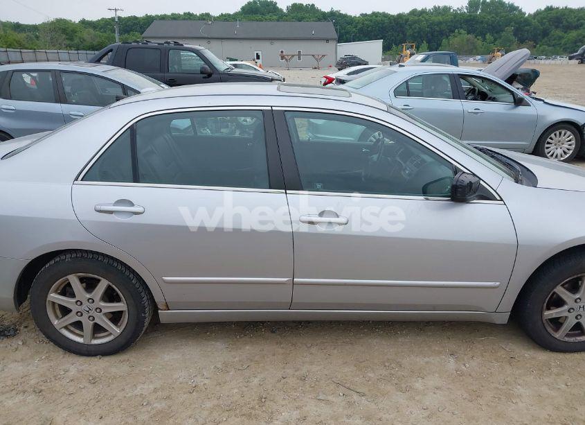 Photo 13 of 2004 Honda Accord 3.0 EX (VIN 1HGCM66894A045859)