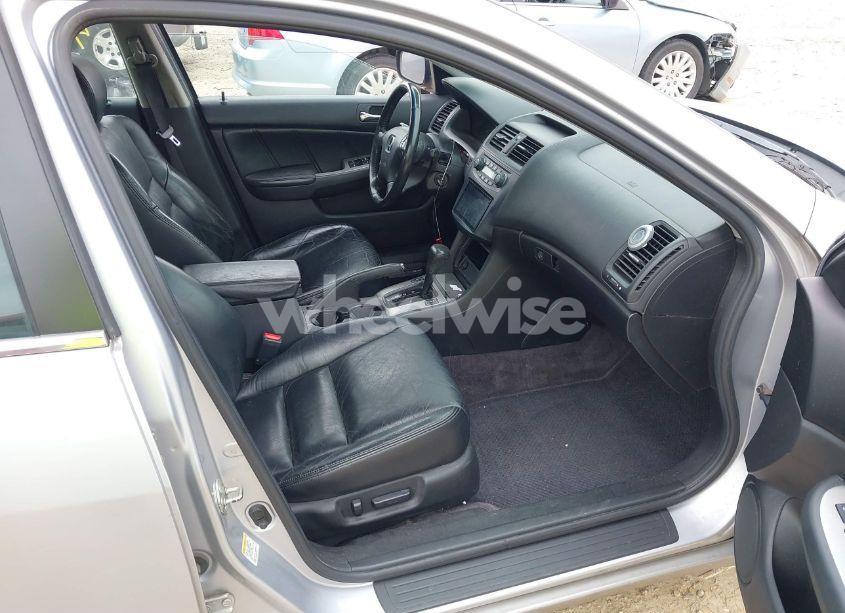 Photo 5 of 2004 Honda Accord 3.0 EX (VIN 1HGCM66894A045859)