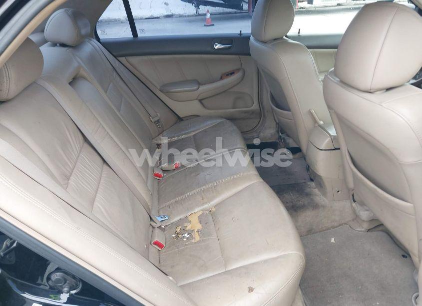 Photo 8 of 2005 Honda Accord 3.0 EX (VIN 1HGCM66895A024334)