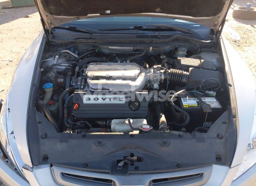 Photo 10 of 2005 Honda Accord 3.0 EX (VIN 1HGCM66895A062386)