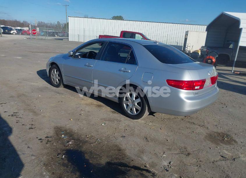 Photo 3 of 2005 Honda Accord 3.0 EX (VIN 1HGCM66895A062386)