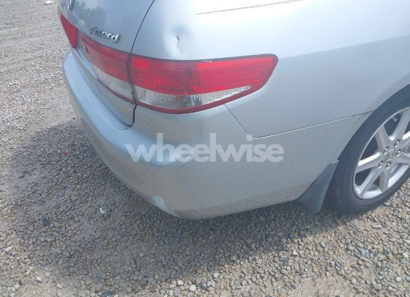 Photo 13 of 2003 Honda Accord 3.0 EX (VIN 1HGCM668X3A020208)