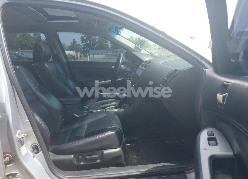 Photo 5 of 2003 Honda Accord 3.0 EX (VIN 1HGCM668X3A020208)
