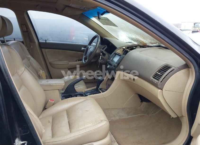 Photo 5 of 2003 Honda Accord 3.0 EX (VIN 1HGCM668X3A048929)