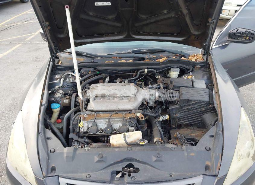 Photo 10 of 2003 Honda Accord 3.0 EX (VIN 1HGCM668X3A059977)