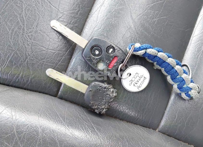 Photo 11 of 2003 Honda Accord 3.0 EX (VIN 1HGCM668X3A059977)