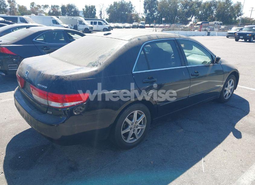 Photo 4 of 2004 Honda Accord SDN EX (VIN 1HGCM668X4A047135)