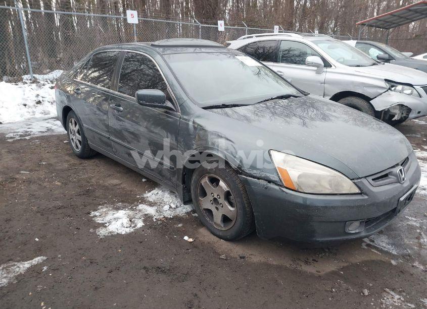 2005 Honda Accord 3.0 EX (VIN 1HGCM668X5A035830) main photo