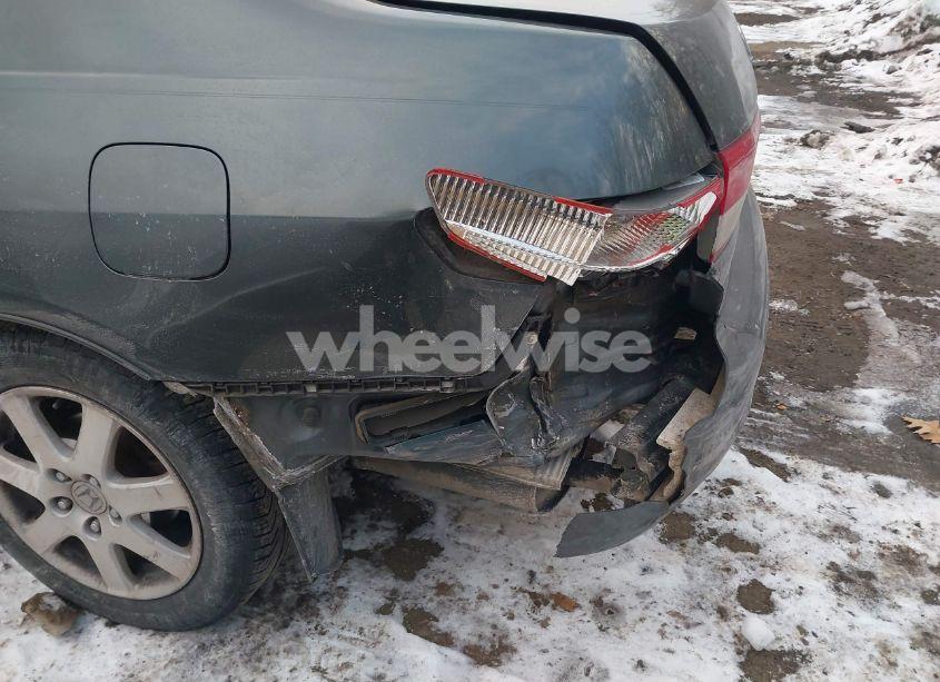 Photo 6 of 2005 Honda Accord 3.0 EX (VIN 1HGCM668X5A035830)