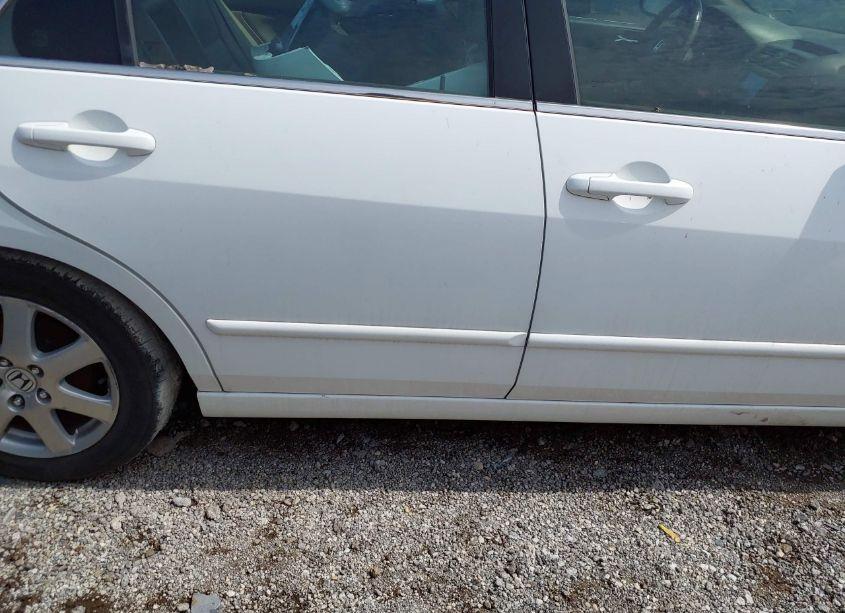 Photo 13 of 2005 Honda Accord SDN EX-L V6 WITH NAVI (VIN 1HGCM668X5A039571)