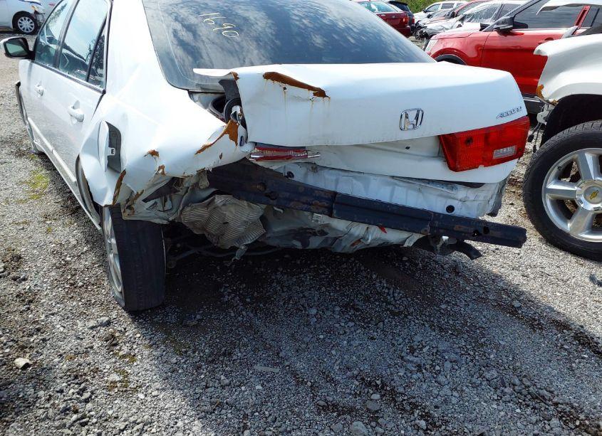 Photo 3 of 2005 Honda Accord SDN EX-L V6 WITH NAVI (VIN 1HGCM668X5A039571)