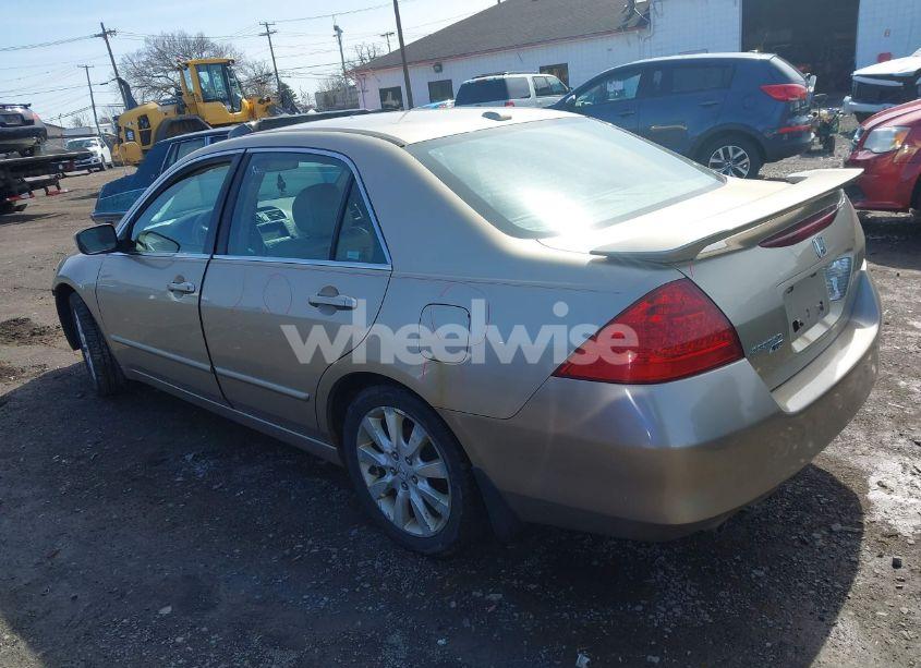 Photo 3 of 2006 Honda Accord 3.0 EX (VIN 1HGCM668X6A060793)