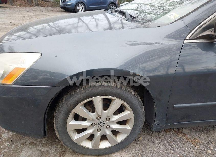 Photo 12 of 2007 Honda Accord 3.0 EX (VIN 1HGCM668X7A016990)