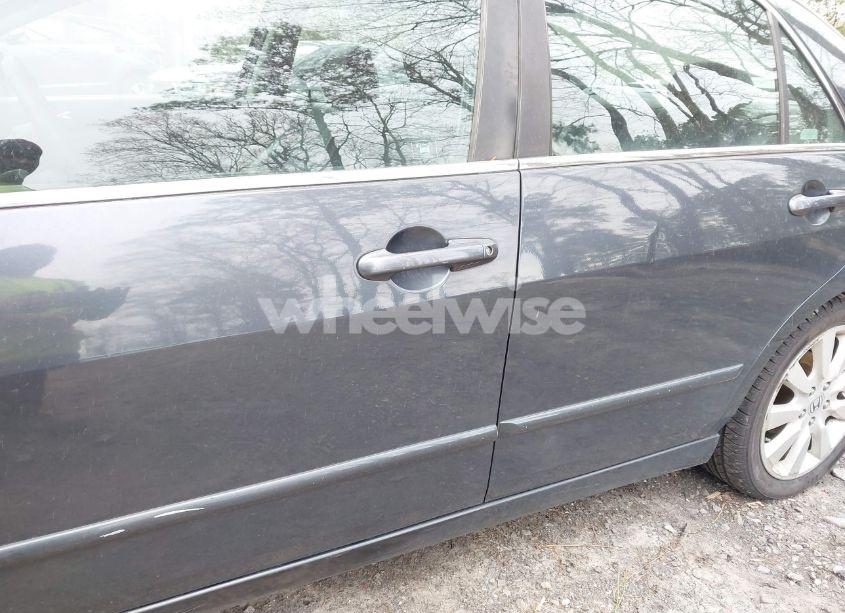 Photo 13 of 2007 Honda Accord 3.0 EX (VIN 1HGCM668X7A016990)