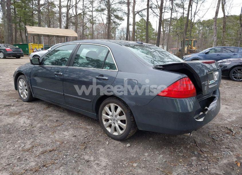 Photo 3 of 2007 Honda Accord 3.0 EX (VIN 1HGCM668X7A016990)