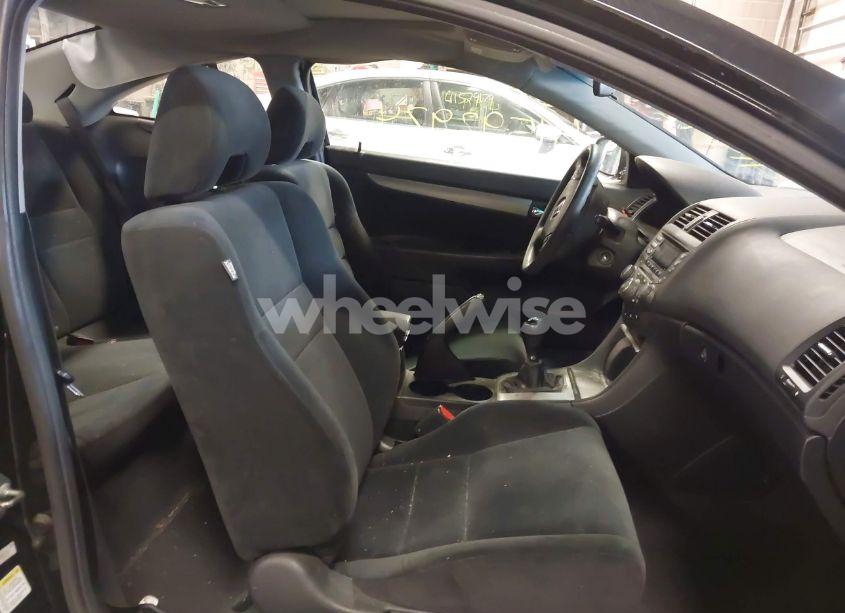 Photo 5 of 2004 Honda Accord 2.4 EX (VIN 1HGCM71564A004785)