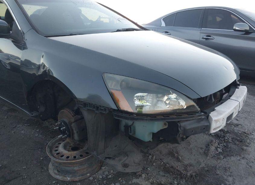 Photo 17 of 2003 Honda Accord 2.4 EX (VIN 1HGCM71633A019994)