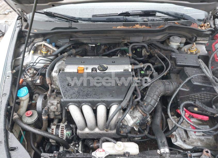 Photo 10 of 2004 Honda Accord 2.4 EX (VIN 1HGCM71674A019627)