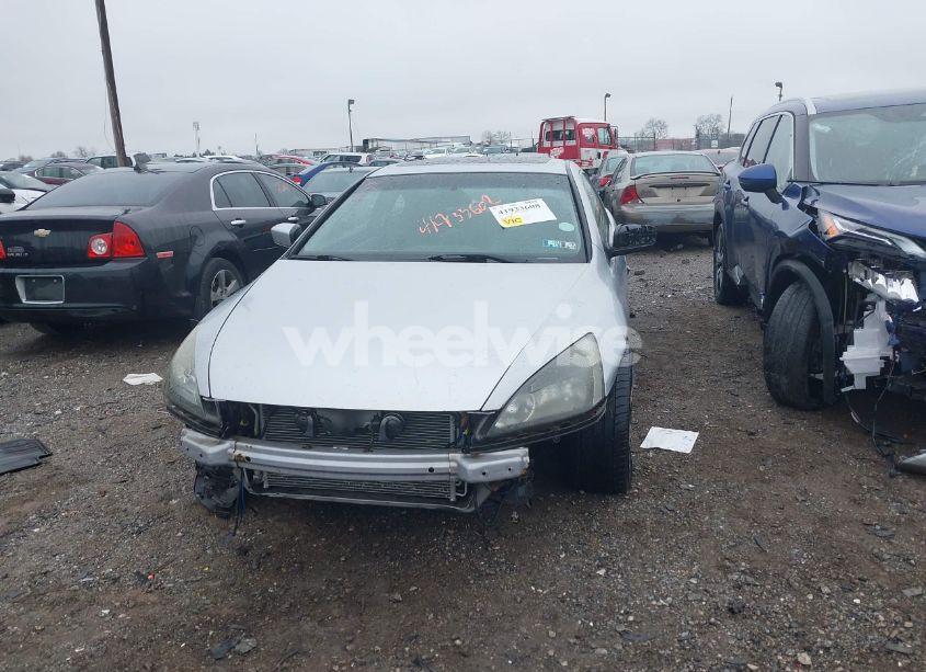 Photo 12 of 2004 Honda Accord 2.4 EX (VIN 1HGCM71674A019627)