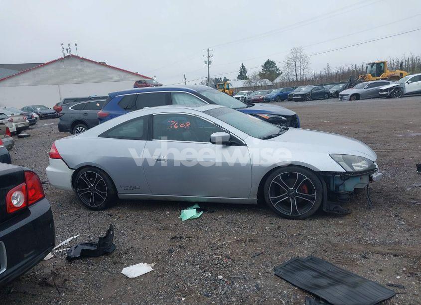 Photo 13 of 2004 Honda Accord 2.4 EX (VIN 1HGCM71674A019627)