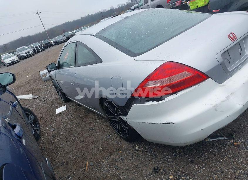 Photo 3 of 2004 Honda Accord 2.4 EX (VIN 1HGCM71674A019627)