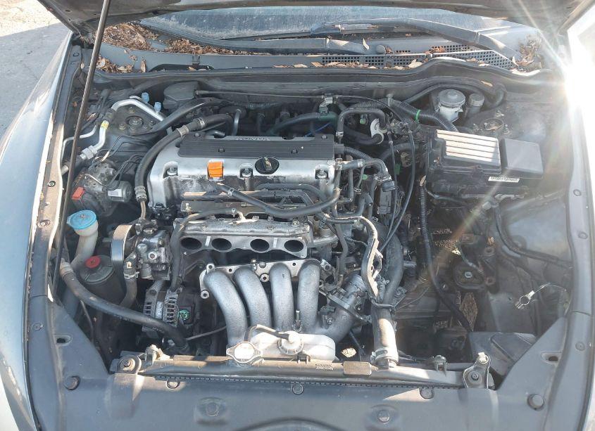 Photo 10 of 2005 Honda Accord 2.4 EX (VIN 1HGCM71695A014687)