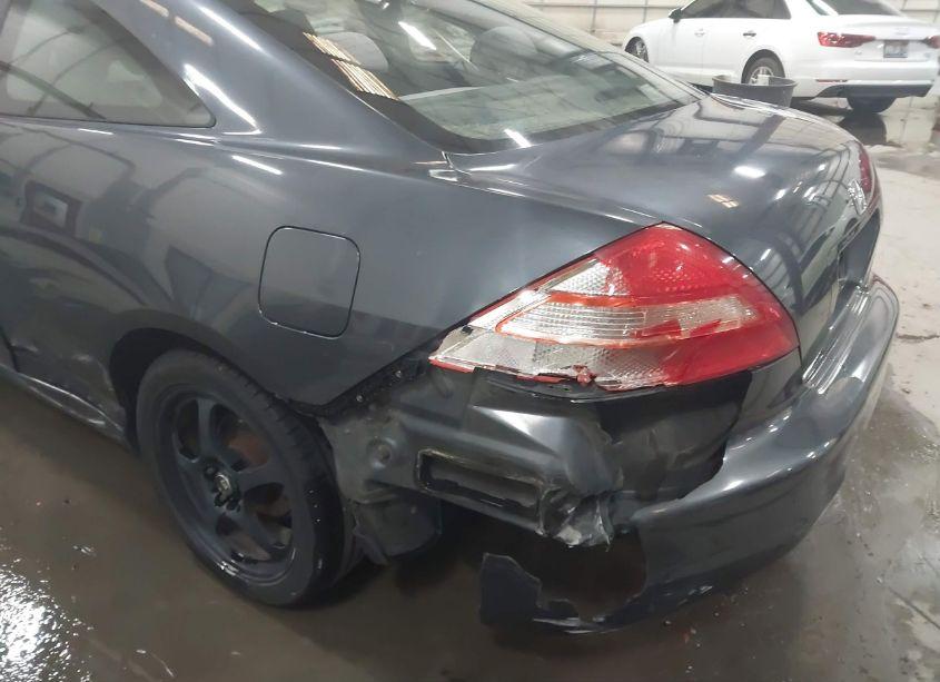 Photo 6 of 2003 Honda Accord 2.4 EX (VIN 1HGCM716X3A013092)