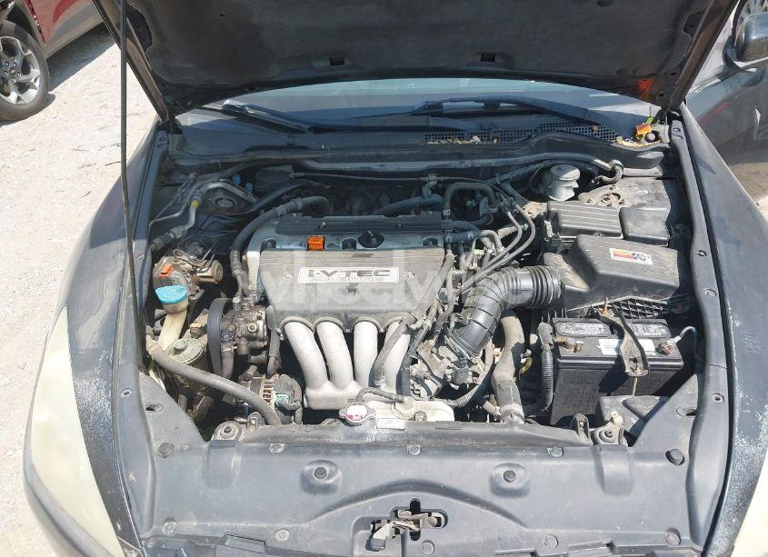Photo 10 of 2004 Honda Accord 2.4 LX (VIN 1HGCM72204A018993)