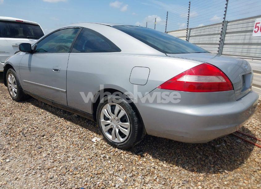 Photo 3 of 2004 Honda Accord 2.4 LX (VIN 1HGCM72224A010099)