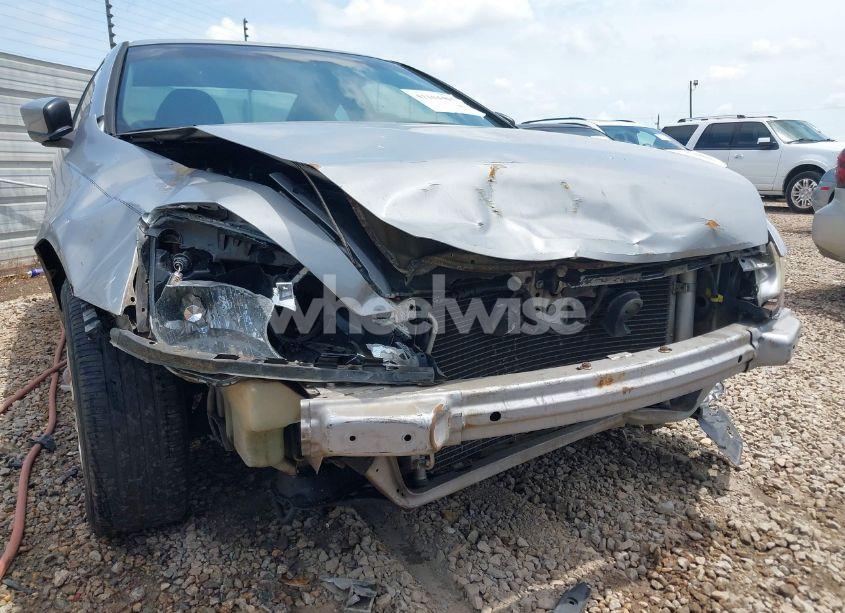 Photo 6 of 2004 Honda Accord 2.4 LX (VIN 1HGCM72224A010099)