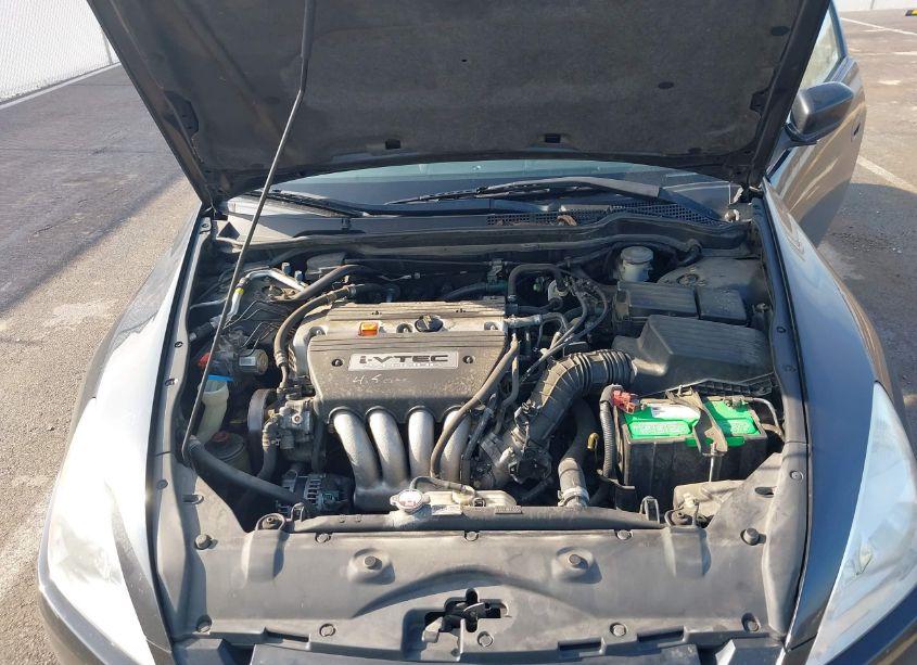 Photo 10 of 2004 Honda Accord 2.4 LX (VIN 1HGCM72224A027226)