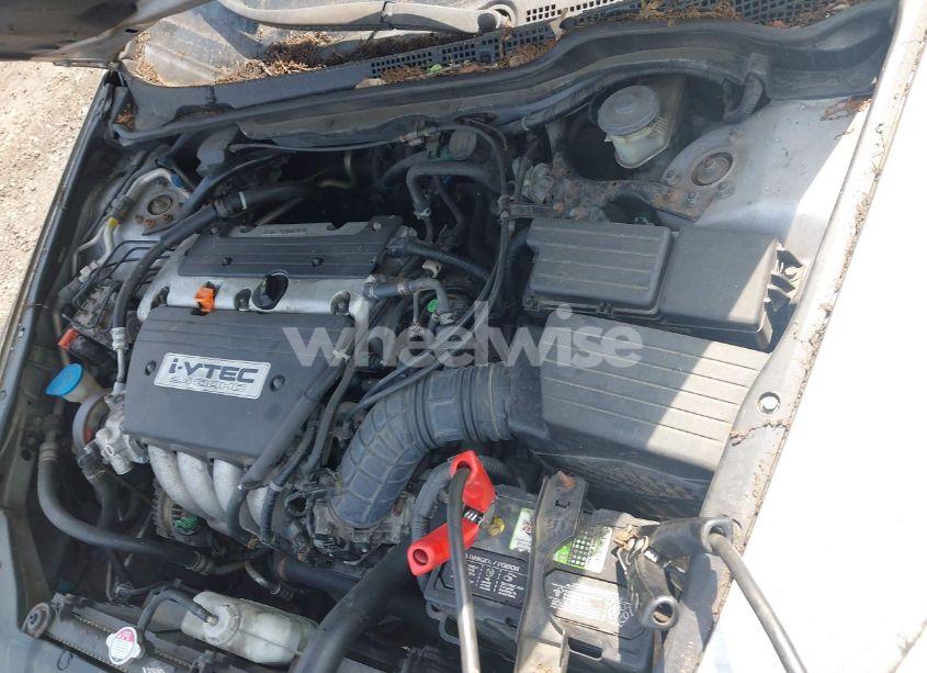 Photo 10 of 2004 Honda Accord 2.4 LX (VIN 1HGCM72274A019817)