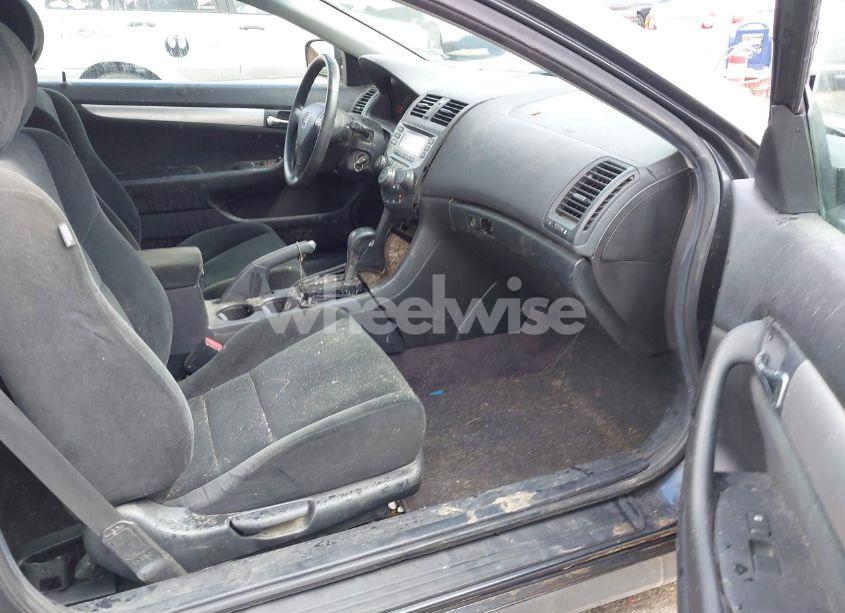 Photo 5 of 2006 Honda Accord 2.4 LX (VIN 1HGCM72306A009402)