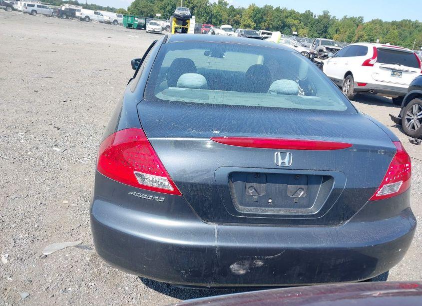 Photo 16 of 2007 Honda Accord 2.4 LX (VIN 1HGCM72307A003830)