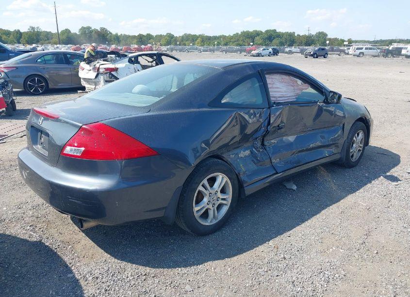 Photo 4 of 2007 Honda Accord 2.4 LX (VIN 1HGCM72307A003830)