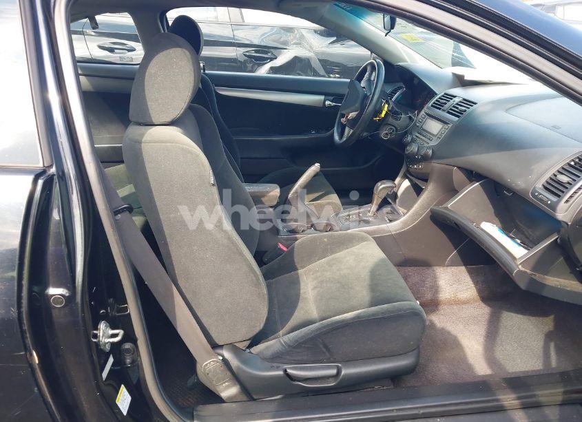 Photo 5 of 2006 Honda Accord 2.4 LX (VIN 1HGCM72336A010723)